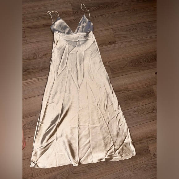 NWT ZARA Beige midi satin spaghetti slip dress - Picture 2 of 2